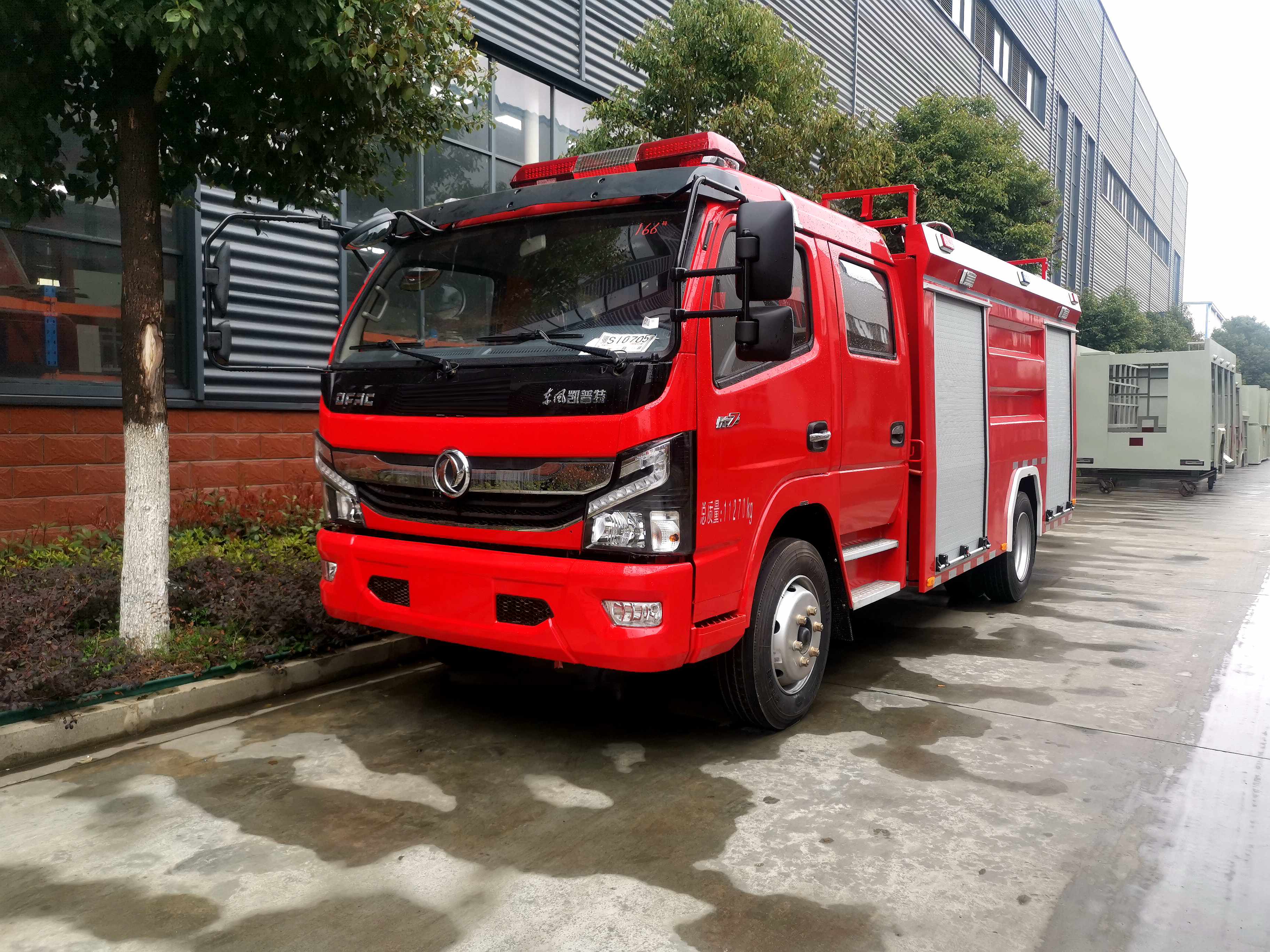 東風5噸水罐消防車